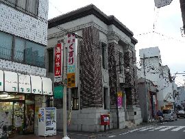 ���񓿋�s���C���x�X�F���΂ߑO�����猩���O�ϑS�i