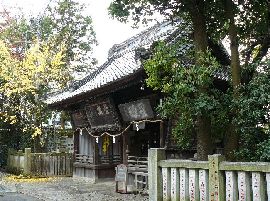 笠間稲荷神社：旧随身門（総門）と玉垣