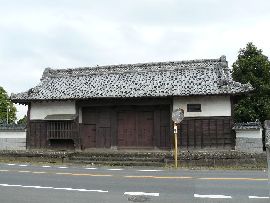 ���ːw���F���ʂ��猩���ڒz���ꂽ������