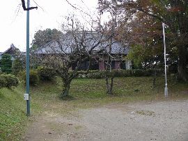 �ɍ���F��s�Ɠ�V�s�̍��፷