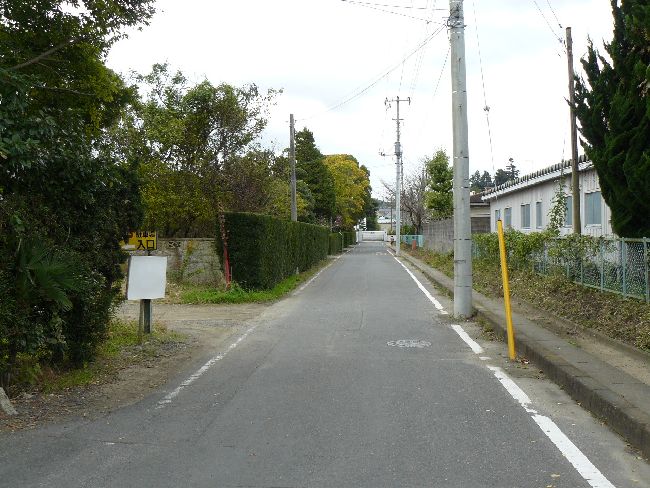 �s���s����������