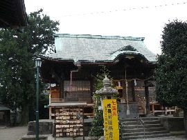 健田須賀神社境内から見た拝殿